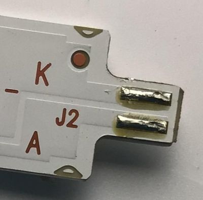 KIT DE LED'S PARA TV JVC (3 PIEZAS) / NUMERO DE PARTE LED39D07A-ZC26AG-01E / 30339007040E / 39000M83 / 201102BB08 / PANEL V400HJ9-PE1 / MODELO LT-40MAW300 - Imagen 2